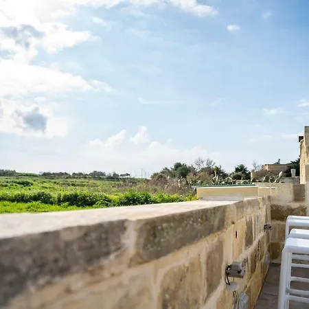 Ta Pinu Bed & Breakfast