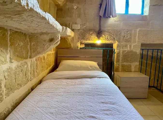 Bed & Breakfast Ta Pinu Għarb