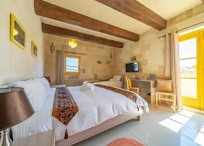 Ta Pinu Bed & Breakfast 3*